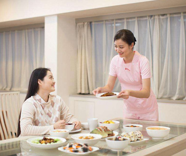 大連市金州區(qū)光明好月嫂家政服務(wù)中心